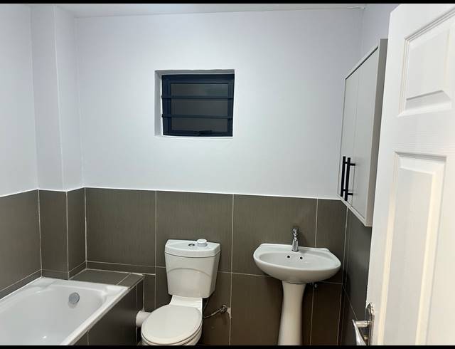 2 BEDROOM APARTMENT FOR SALE IN PARKLANDS NORTH